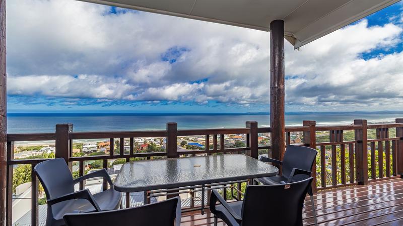 6 Bedroom Property for Sale in Outeniqua Strand Western Cape